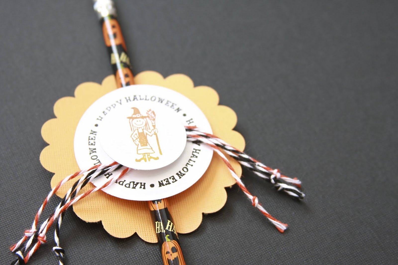 Halloween Pencil Wraps | iloveitallwithmonkawright.com Halloween Pencil Wraps | iloveitallwithmonkawright.com