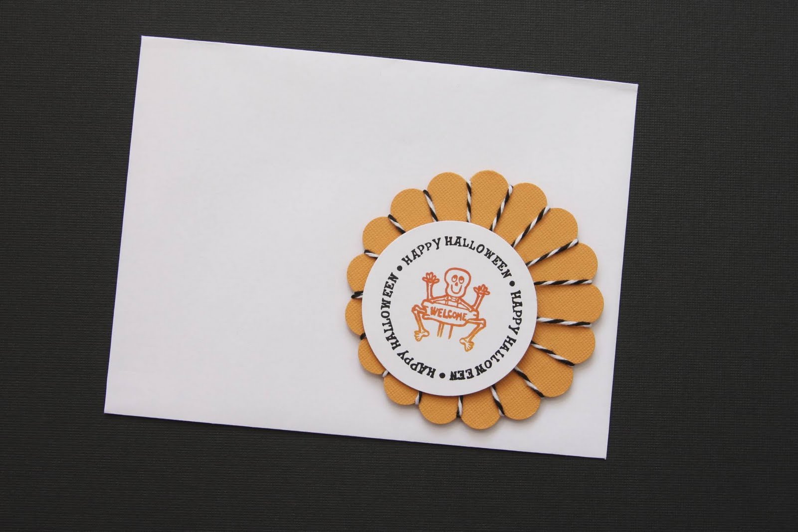 Halloween Card | iloveitallwithmonikawright.com Halloween Card | iloveitallwithmonikawright.com