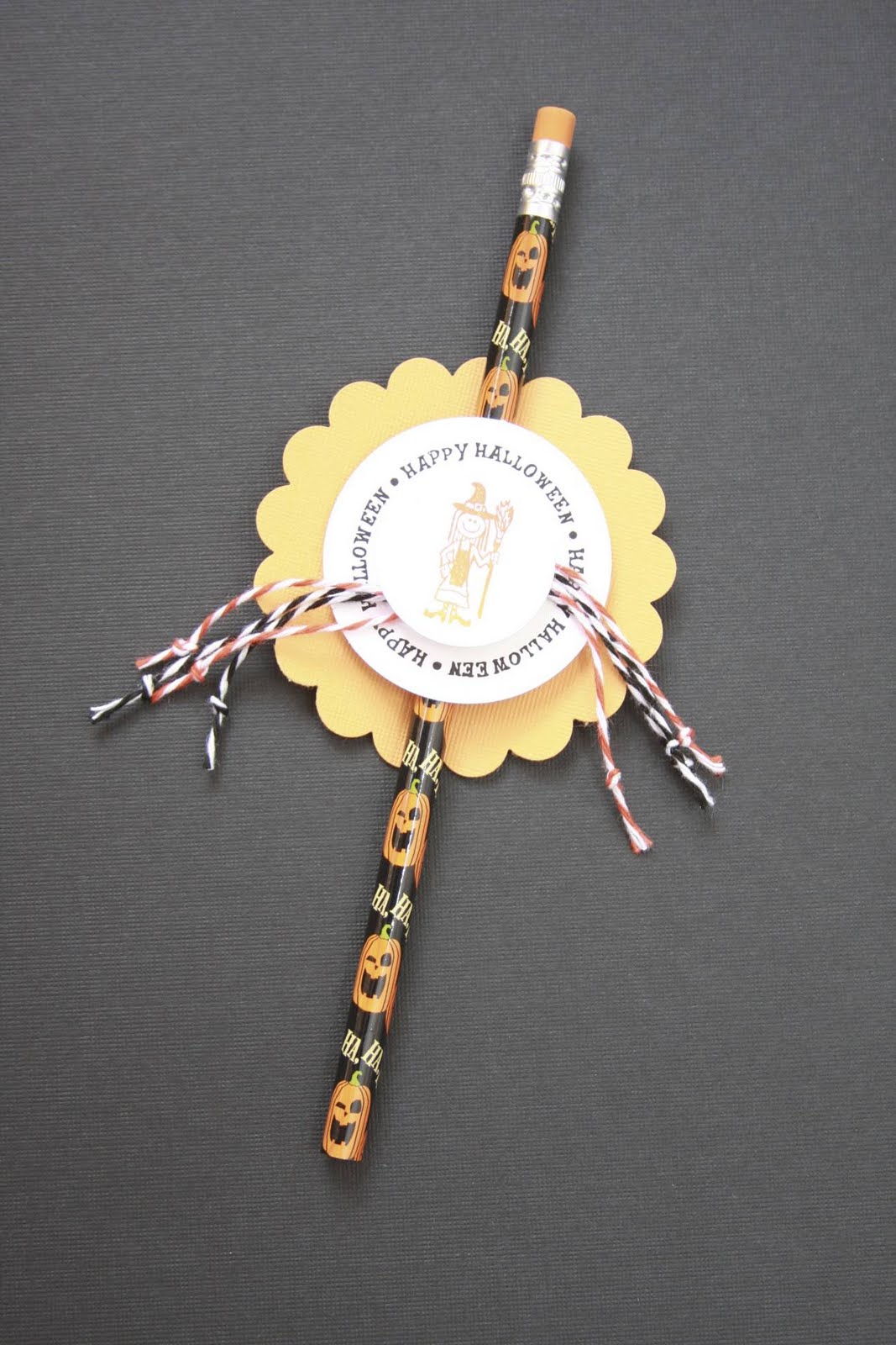 Halloween Pencil Wraps | iloveitallwithmonkawright.com Halloween Pencil Wraps | iloveitallwithmonkawright.com